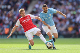 Arsenal 1-0 Man City: Bàn thắng may mắn