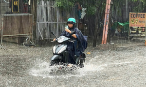 Dự báo thời tiết TP.HCM hôm nay 8/10: Chiều mưa rào và dông