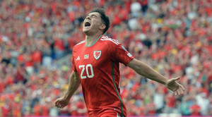 Lịch thi đấu bóng đá hôm nay 11/10 và sáng 12/10