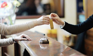 Những thứ cần kiểm tra ngay khi nhận phòng khách sạn