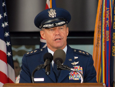 Tướng Mỹ làm lãnh sự danh dự của Việt Nam tại Hawaii