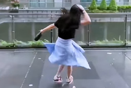 Những tình huống trớ trêu không thể không cười