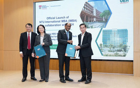 Đại học hàng đầu Singapore và Việt Nam kết hợp đào tạo kinh doanh toàn diện