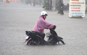Mưa lớn ở Thừa Thiên Huế, Đà Nẵng: Nâng cảnh báo rủi ro thiên tai cấp cao nhất
