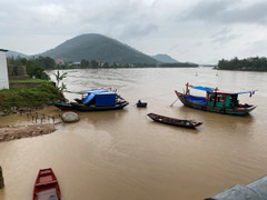 Tìm thấy thi thể nam sinh bị nước lũ cuốn trôi ở Hà Tĩnh