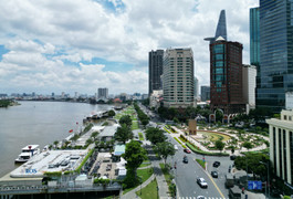 Chủ tịch TP.HCM: Quận 1 phải là nơi đầu tiên làm kinh tế đêm, xứng tầm trung tâm