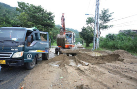 Đà Nẵng đóng các tuyến đường du lịch lên bán đảo Sơn Trà, thông xe đèo Hải Vân