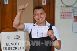 Ecuador có Tổng thống đắc cử trẻ nhất từ trước đến nay