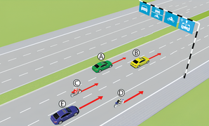 Xe nào đi sai làn đường?