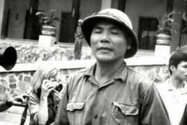 Truy tặng danh hiệu Anh hùng Lực lượng vũ trang nhân dân cho Đại tá Bùi Văn Tùng