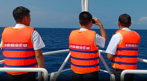 Thuyền trưởng tàu QNa 90129 TS: Khả năng các ngư dân mất tích đã chìm theo tàu