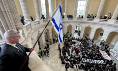  Người biểu tình ủng hộ Palestine xông vào toà nhà Quốc hội Mỹ