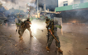 Nhiều nước kêu gọi công dân rời Lebanon