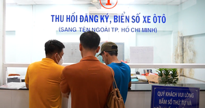 Bán xe ô tô có được bán kèm theo biển số xe?