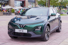 VF 6 gây 'sốt' với chính sách miễn phí 1 năm sạc pin
