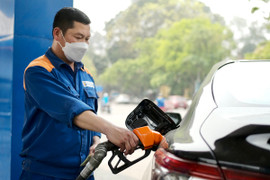 Chưa điều chỉnh giá xăng dầu ngày mai 21/10