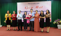 Bắc Kạn: Biểu dương đóng góp của cán bộ nữ đối với phát triển kinh tế - xã hội