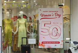 Nhiều người chẳng hiểu 20/10 là ngày gì, chỉ biết đó là dịp được 'nịnh đầm'