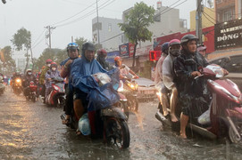 Dự báo thời tiết TP.HCM hôm nay 21/10: Tối có mưa vài nơi