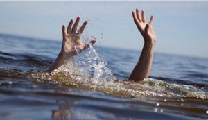 Con trai chết đuối, 16 năm sau bố hy sinh sau khi nhảy xuống sông cứu người 