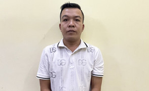 Bị bắt sau một ngày cướp điện thoại của khách Hàn Quốc 