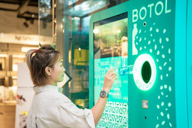 Cận cảnh máy tái chế nhựa tại chỗ đầu tiên ở TP.HCM