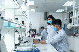 Phí đào tạo ở Việt Nam thấp hơn Mỹ 61 lần, đề xuất cấp học bổng tiến sĩ