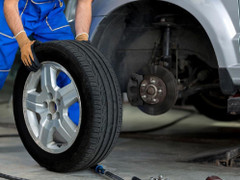 Lốp mới nên lắp đằng trước hay đằng sau?