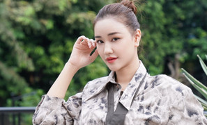 Nữ diễn viên phim 'Vợ ba' một mình sang Mỹ sinh con giờ ra sao?