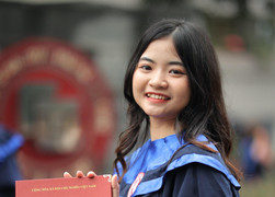 Thủ khoa Đại học Ngoại thương chia sẻ bí quyết chiếm trọn học bổng của trường