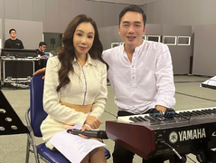 Hồ Quỳnh Hương trẻ trung, gợi cảm sánh đôi nhạc sĩ Đỗ Bảo