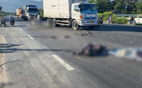 Khánh Hòa: Tai nạn liên hoàn vào giờ học sinh đến trường, 3 người chết