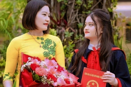 Cô gái Thái Bình bại não thành sinh viên đại học y, vươn tới ước mơ làm bác sỹ 