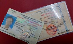 Giấy phép lái xe bị mờ ảnh có bị phạt?