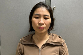 Tạm giữ hình sự nữ tài xế xe tải đâm vào xe máy khiến thai phụ tử vong