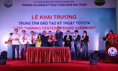 Toyota góp phần nâng cao chất lượng đào tạo kỹ thuật ô tô tại Việt Nam 