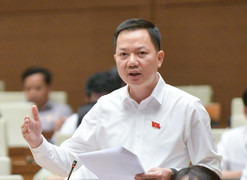 ĐBQH: Cấm hành vi thao túng thị trường bất động sản để loại trừ 'bong bóng'