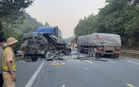 Yêu cầu kiểm soát ô tô khách và vận tải hàng hóa sau vụ tai nạn 5 người chết