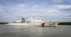 Tàu huấn luyện BADARO của Lực lượng bảo vệ bờ biển Hàn Quốc thăm TP Hải Phòng