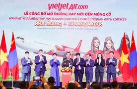 Tổng thống Mông Cổ dự lễ công bố đường bay thẳng giữa Ulaanbaatar và Nha Trang