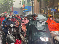 Dự báo thời tiết TP.HCM hôm nay 2/11: Chiều và tối mưa rào