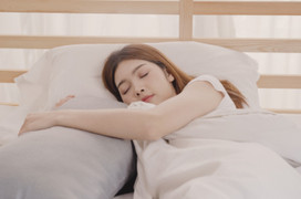 Nên đi ngủ lúc mấy giờ để da đẹp?