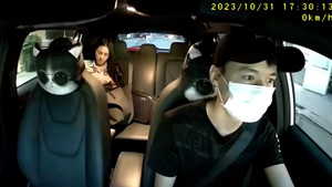 Ấm lòng trước hành động đẹp của tài xế taxi công nghệ