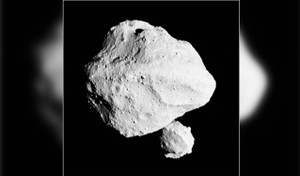 NASA bắt gặp tiểu hành tinh đôi kỳ lạ trong không gian