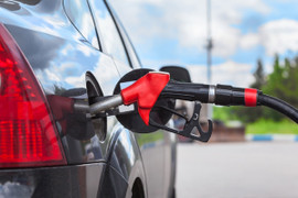 Những lưu ý khi đổ xăng cho ô tô