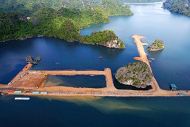 Vụ quây núi thành 'hòn non bộ' ở vùng đệm vịnh Hạ Long: Bộ VHTT&DL nói gì?