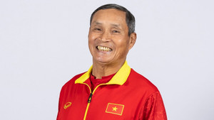 HLV Mai Đức Chung: Tết này, vợ tôi hạnh phúc nhất