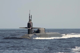 Mỹ điều tàu ngầm tên lửa dẫn đường đến Trung Đông