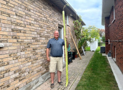 Quả bí xanh dài hơn 2,5m phá kỷ lục thế giới