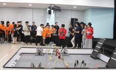 'Bắc cầu' để công nghệ robot Việt Nam đi ra thế giới